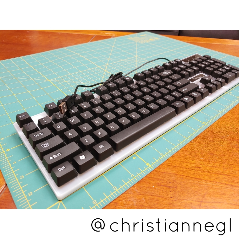 Gaming Keyboard - Picture 2 of 4
